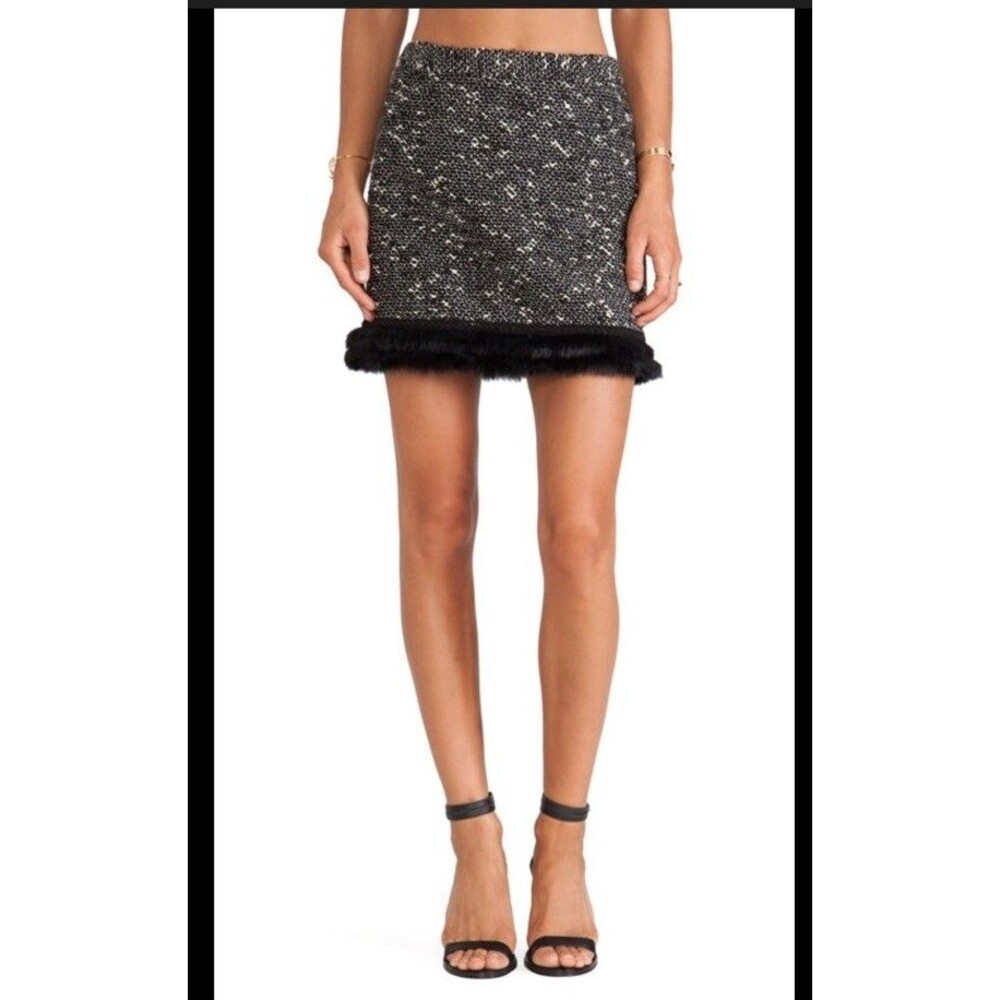 Nanette Lepore Tweed Mini Skirt Sz 2 Black Tan Rabbit-Fur-Trim Bouclé Mini Chic